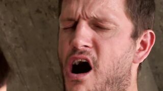 Aleska sucking masseur prick