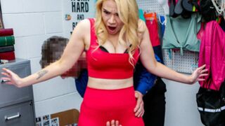 Fucking blonde stepmommies face & twat at the office