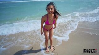 Petite Brunette GF Ravaged after Flashing on Beach
