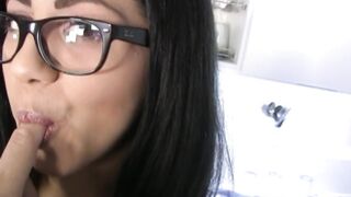 Julia De Lucia shows off her hot body to pay the bills