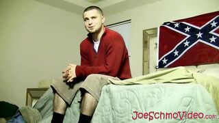 Amateur gay dude blown until he cums by mature deviant