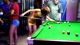 Tiny amateur Thai hooker short time porn video with a big dick tourist