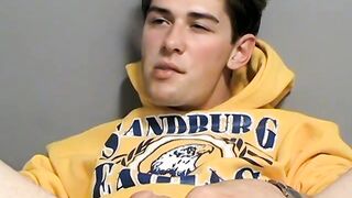 Solo butt fingering & heavy meat jerking by heartthrob Shane Allen