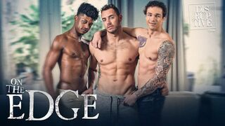 DISRUPTIVEFILMS Straight Jocks Edge Together in Circle Jerk